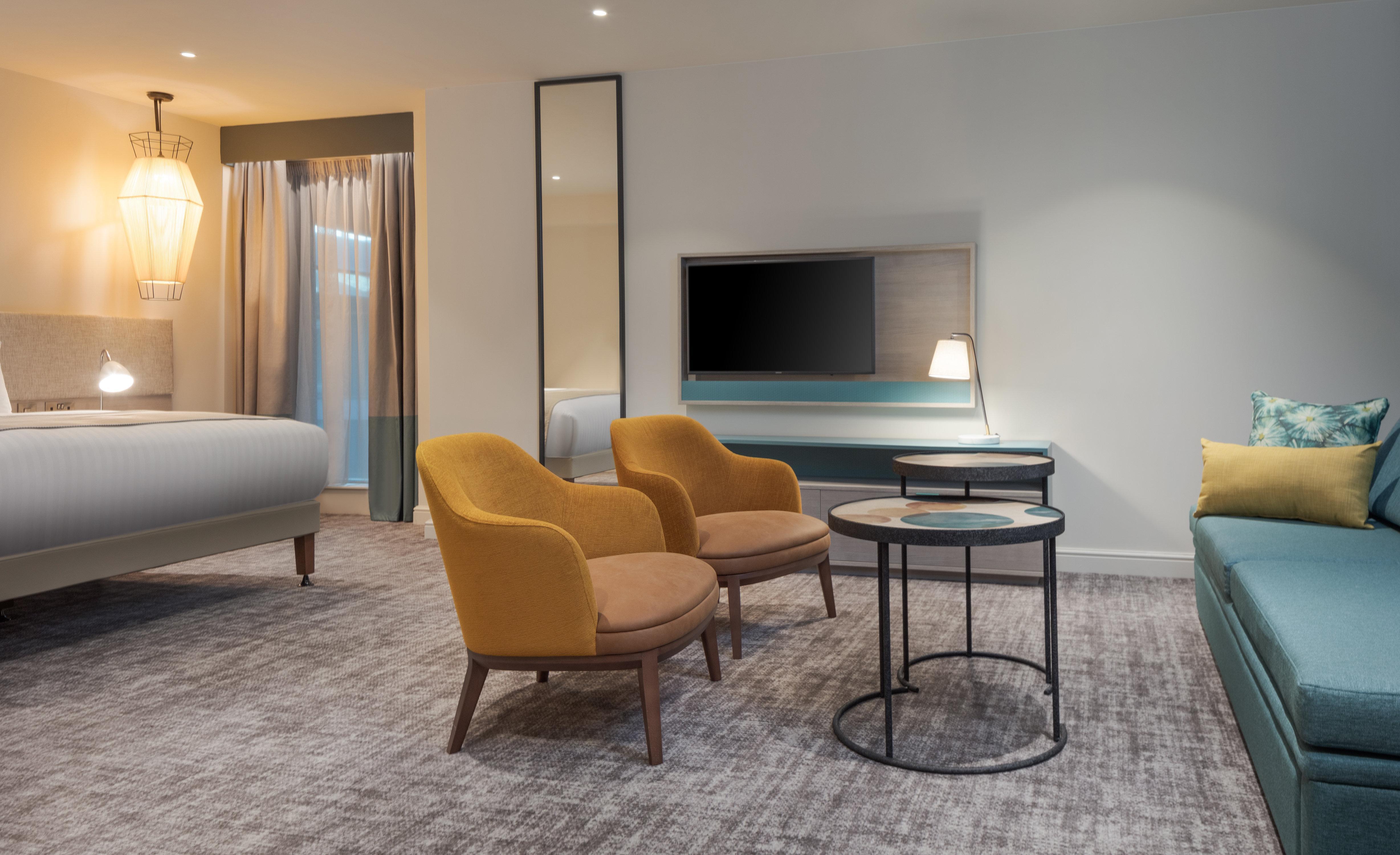 Staybridge Suites London Heathrow - Bath Road, An Ihg Aparthotel Hillingdon Exterior foto
