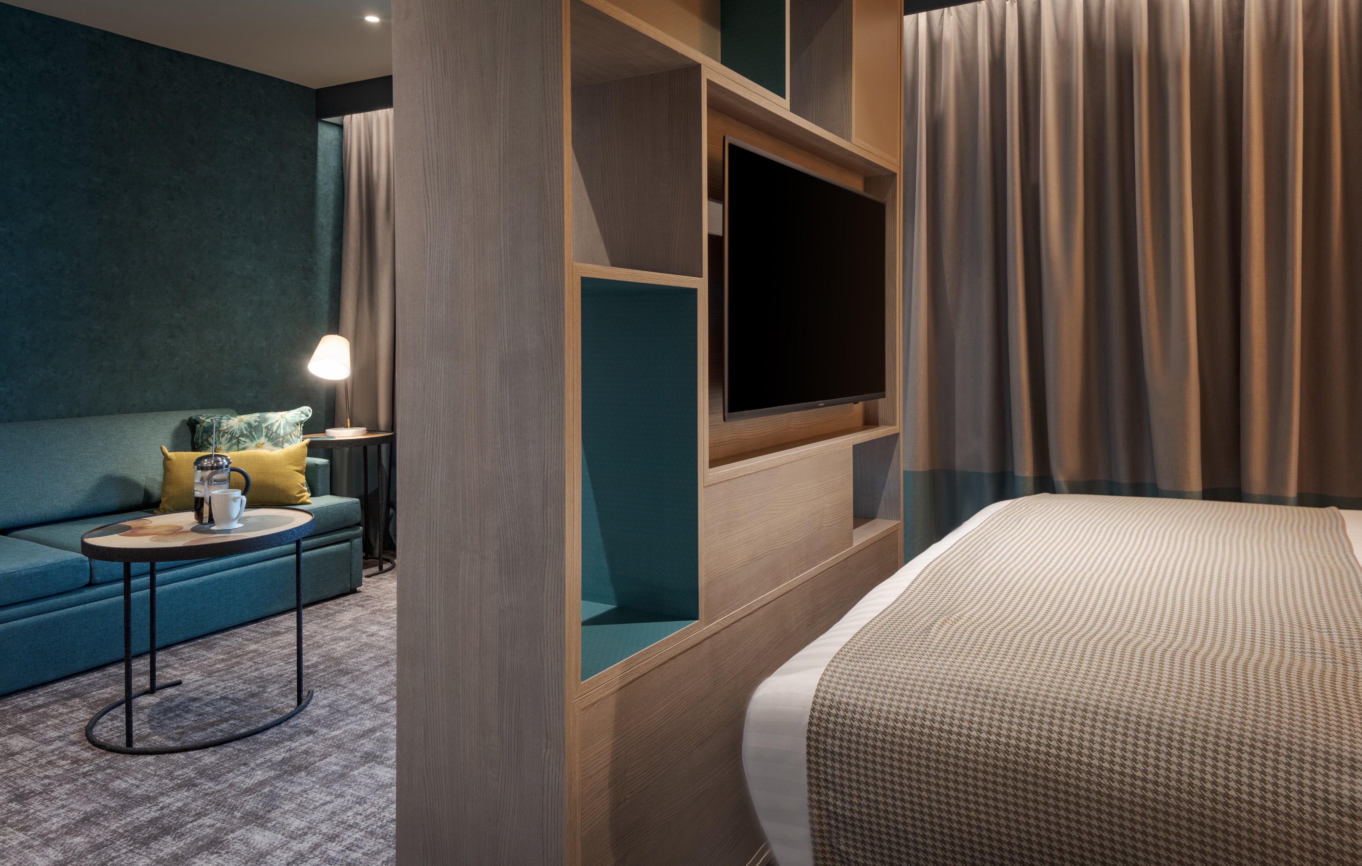 Staybridge Suites London Heathrow - Bath Road, An Ihg Aparthotel Hillingdon Exterior foto